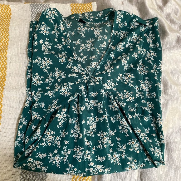 Cute worn twice - Picture 7 of 9